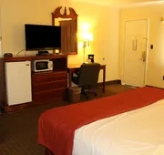 Lake View Inn & Suites hotel detail image 3