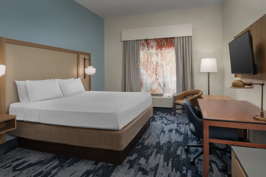 Fairfield Inn & Suites by Marriott Roanoke Hollins/I-81 hotel detail image 6