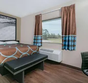 Super 8 by Wyndham Moss Point hotel detail image 4