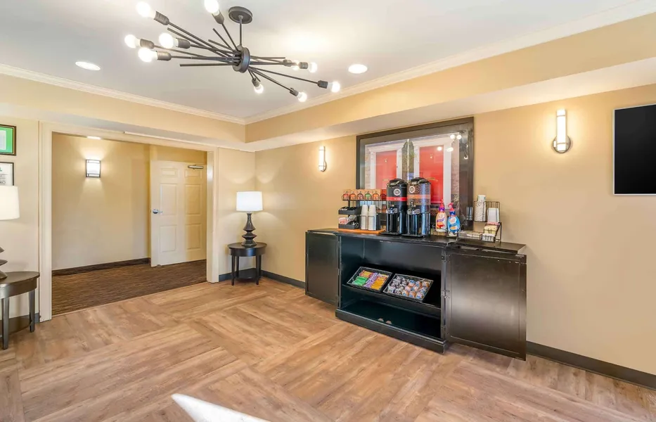 Extended Stay America Select Suites - Chesapeake - Churchland Blvd. hotel detail image 2