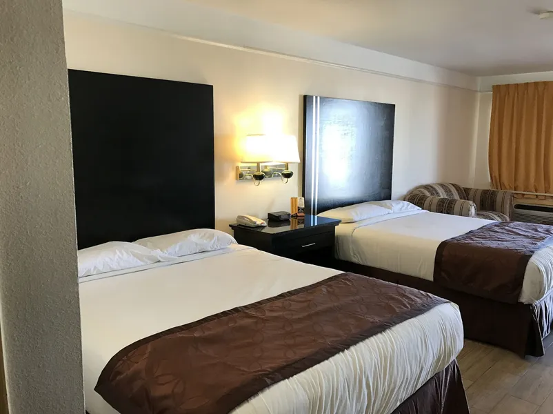 Texas Inn & Suites hotel detail image 2