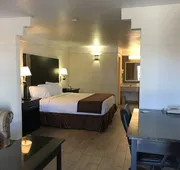 Texas Inn & Suites hotel detail image 4