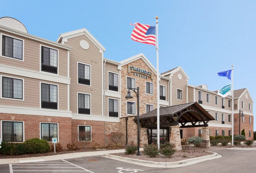 Staybridge Suites Milwaukee West-Oconomowoc by IHG hotel detail image 2