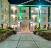 HomeTowne Studios By Red Roof Seattle - Kent/ Des Moines hotel detail image 3
