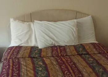 Americas Stay Inn hotel thumbnail 8