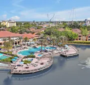 Regal Oaks Resort hotel detail image 4
