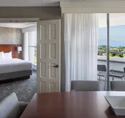 Courtyard by Marriott Richmond/Berkeley hotel detail image 7
