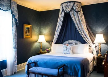 Prince Of Wales Hotel hotel thumbnail 5