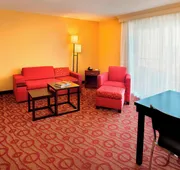 Courtyard by Marriott Niagara Falls hotel detail image 4