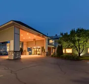 Best Western Plus Windjammer Inn & Conference Center hotel detail image 3