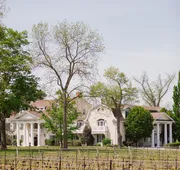 Riverbend Inn and Vineyard hotel detail image 4