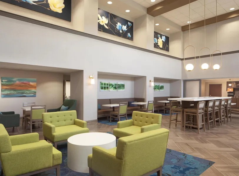 Hampton Inn & Suites Natchez hotel detail image 2