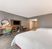 Hampton Inn & Suites Charlotte Airport hotel detail image 4