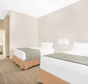 Baymont by Wyndham Crestview hotel detail image 3