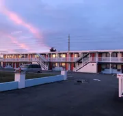 New Sea Breeze Motel hotel detail image 4