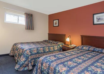 Breeze Inn & Suites hotel thumbnail 6