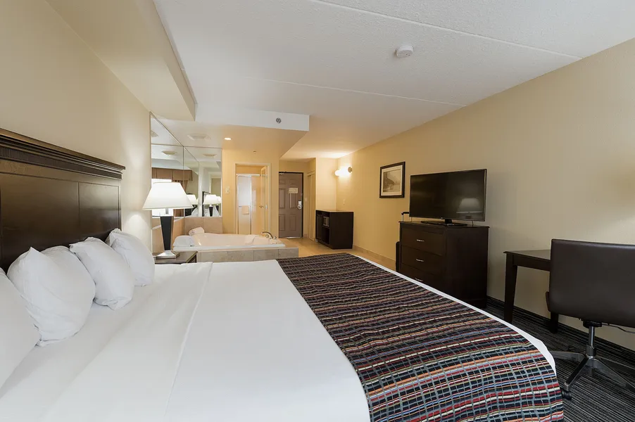 Country Inn & Suites by Radisson, Niagara Falls, ON hotel detail image 6