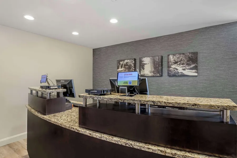 LeConte Hotel & Convention Center, an Ascend Collection Hotel hotel detail image 2