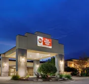 Best Western Plus Dubuque Hotel & Conference Center hotel detail image 3