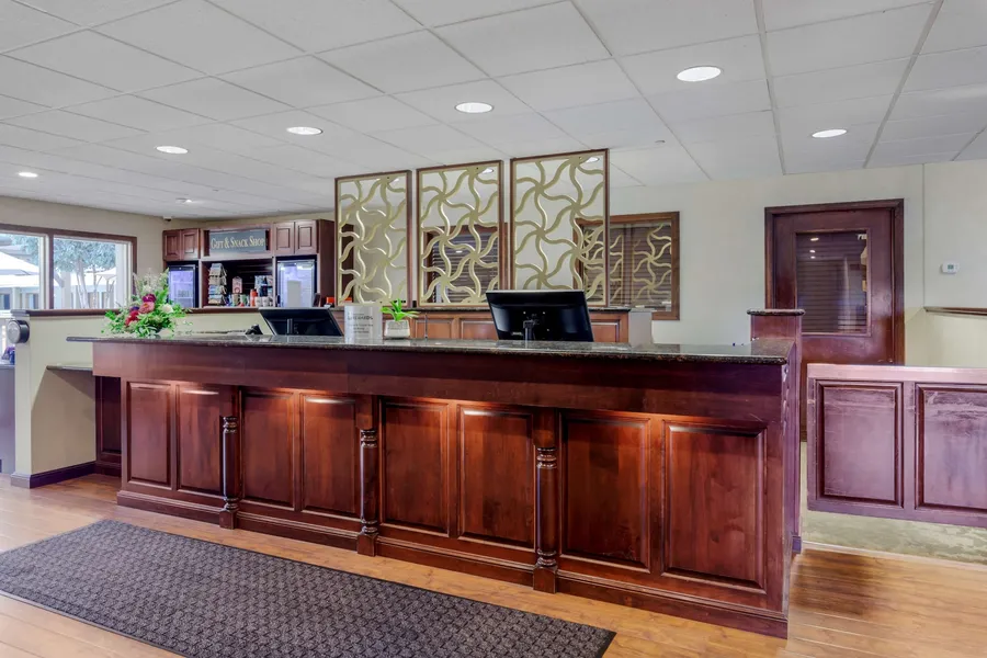 Best Western Plus Dubuque Hotel & Conference Center hotel detail image 6