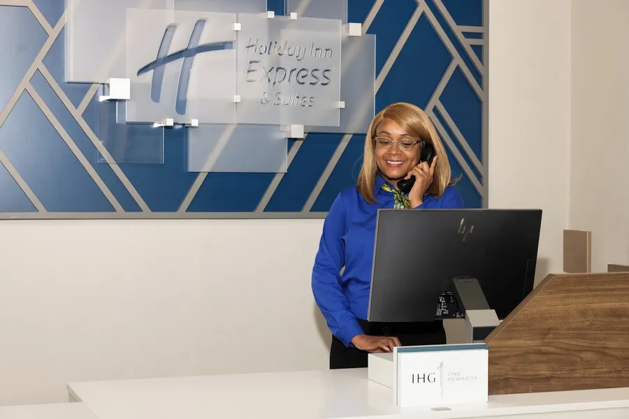 Holiday Inn Express Hotel & Suites Columbus at Northlake by IHG hotel detail image 6