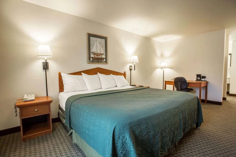 Quality Inn & Suites Federal Way - Seattle hotel detail image 6