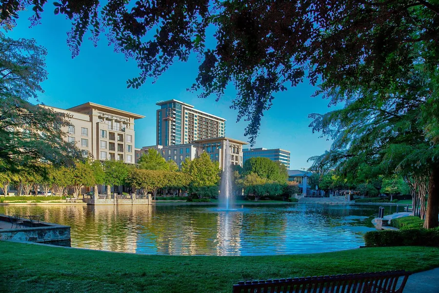 Dallas/Plano Marriott at Legacy Town Center hotel detail image 2