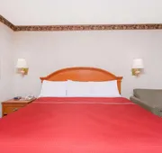 Regency Inn & Suites-Hamilton Place hotel detail image 3