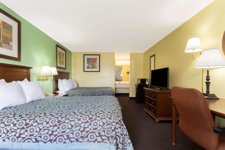 Days Inn by Wyndham Lamont/Monticello hotel detail image 6