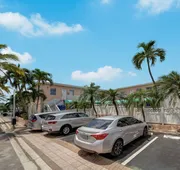 Hollywood Beach Blue Wave hotel detail image 3