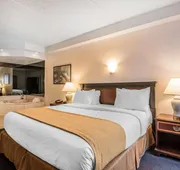 Quality Inn & Suites Albany Airport hotel detail image 7