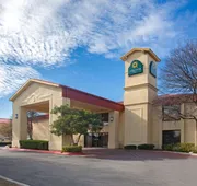 La Quinta Inn by Wyndham San Marcos hotel detail image 3