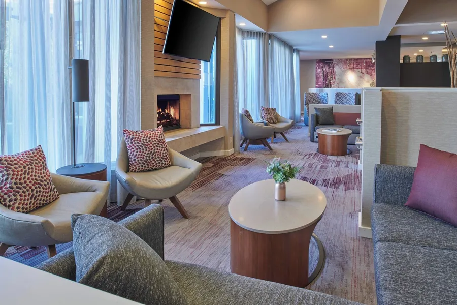 Courtyard by Marriott Detroit Warren hotel detail image 2