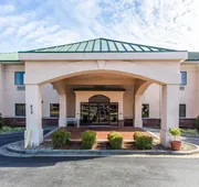 Econo Lodge Inn & Suites Marietta near Dobbins ARB hotel detail image 3