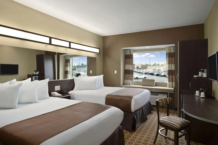 Sonesta Essential Fairmont hotel detail image 6