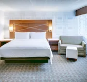 DoubleTree by Hilton Madison Downtown hotel detail image 7