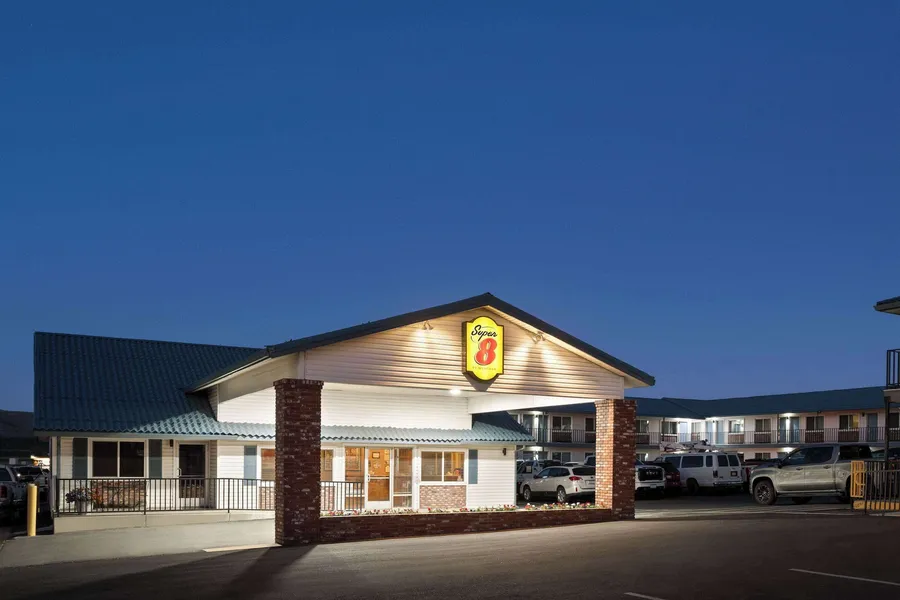 Super 8 by Wyndham Susanville hotel detail image 6