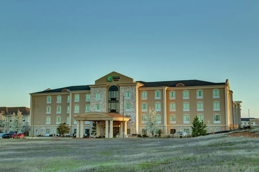 Holiday Inn Express Hotel & Suites Texarkana East by IHG hotel detail image 2