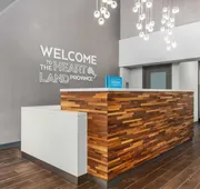 Hampton Inn & Suites by Hilton Toronto Downtown hotel detail image 5