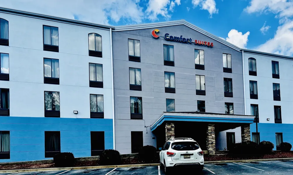 Comfort Suites Columbus State University Area hotel detail image 2