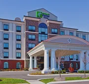 Holiday Inn Express Hotel and Suites Nashville-Opryland by IHG hotel detail image 5
