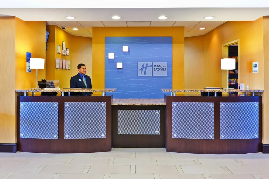Holiday Inn Express Hotel and Suites Nashville-Opryland by IHG hotel detail image 6