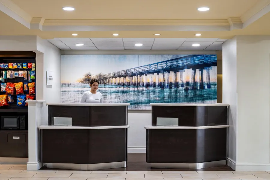 Courtyard by Marriott - Naples hotel detail image 6