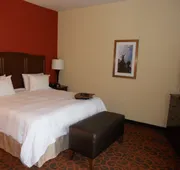 Hampton Inn & Suites Cincinnati/Uptown-University Area hotel detail image 4