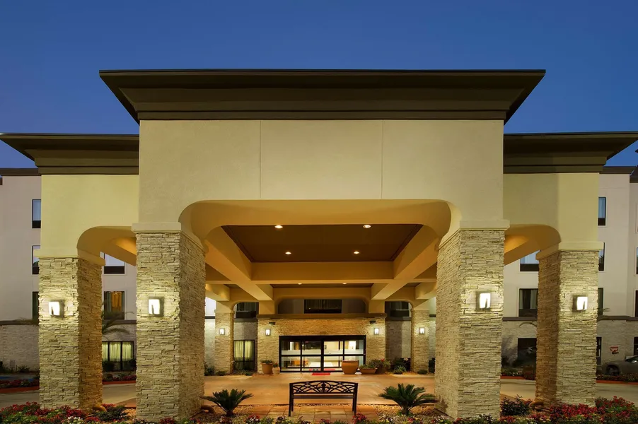 Hampton Inn Lake Charles hotel detail image 2