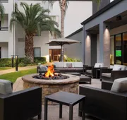 Courtyard by Marriott Fresno hotel detail image 3