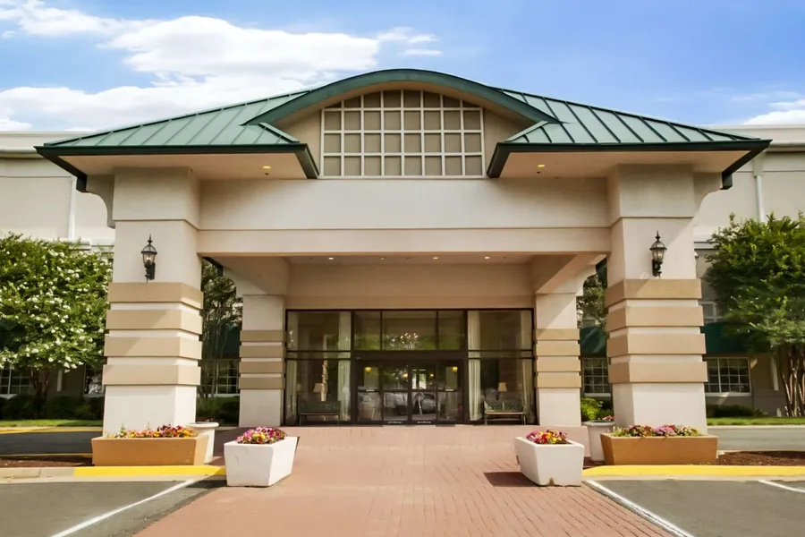 Clarion Hotel & Suites Convention Center Fredericksburg hotel detail image 2