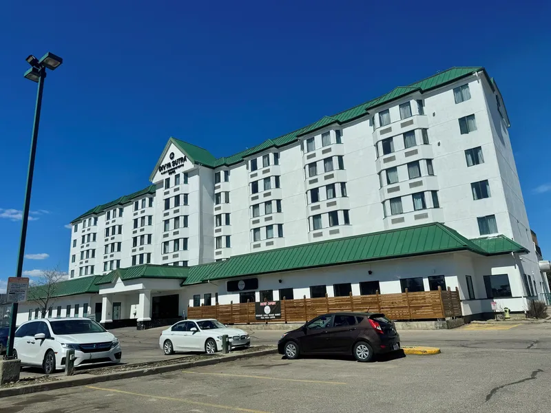 Divya Sutra Plaza and Conference Centre Calgary Airport hotel detail image 2