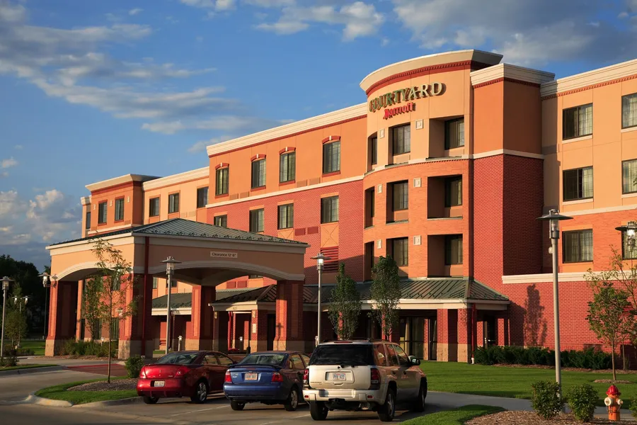 Courtyard Marriott Aksarben Village hotel detail image 2