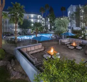 Holiday Inn & Suites Phoenix Airport North by IHG hotel detail image 3